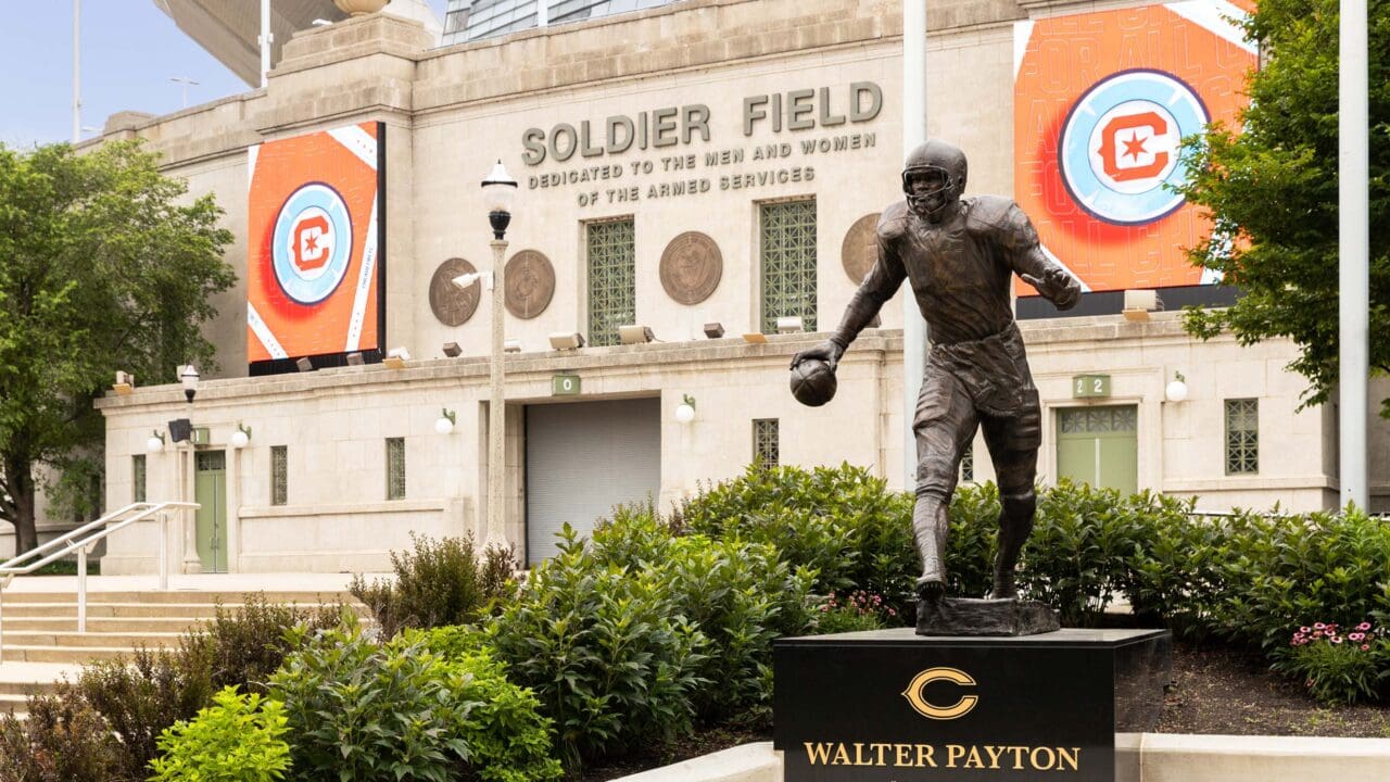 Bears may shift stadium focus back to the burbs