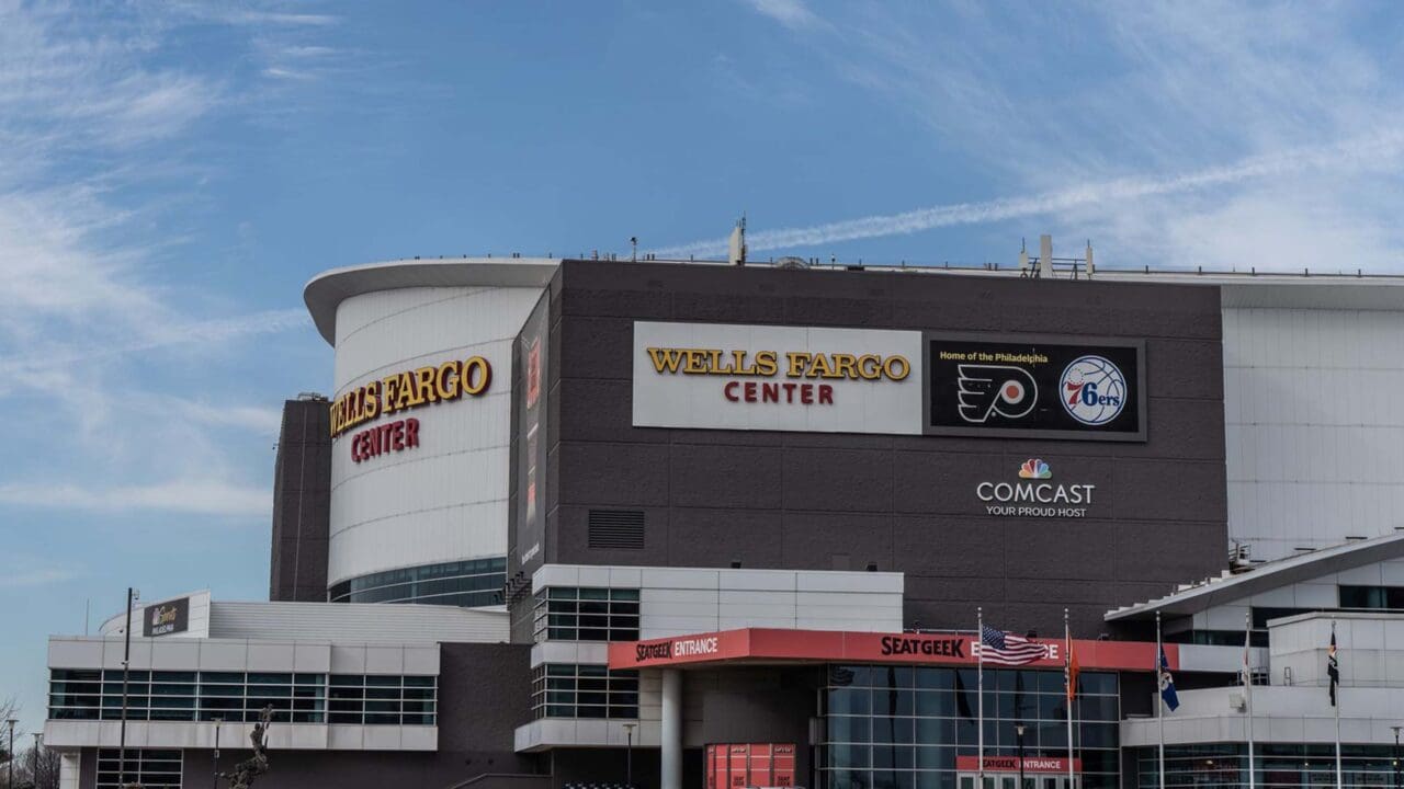 Sixers abandon new arena plans, agree to replace Wells Fargo Center with Flyers